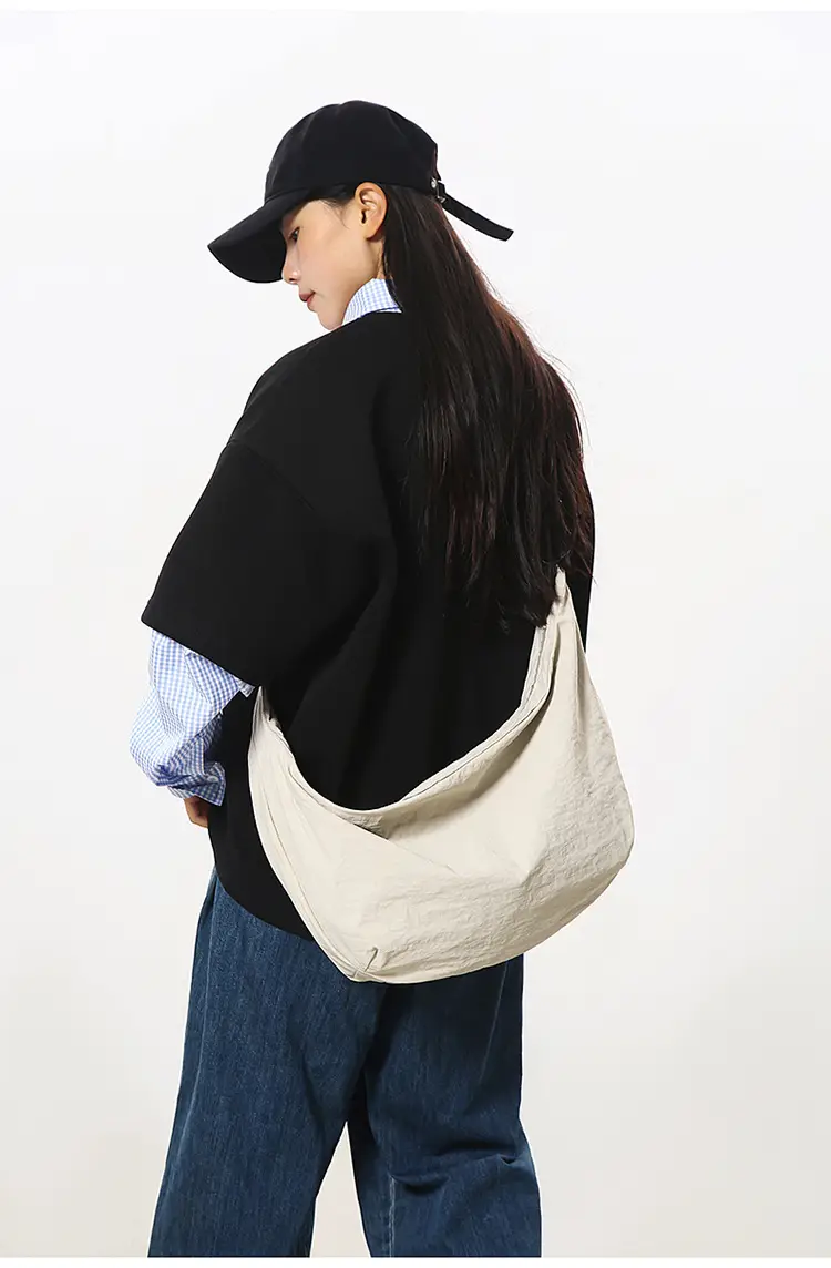 Men's White Crossbody Bag Large Capacity Leather Goods — feature 19