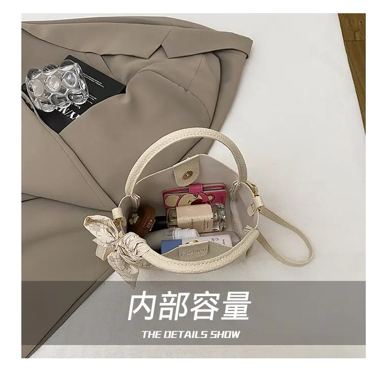 Retro Silk Scarf Handbag Brown Bow Crossbody — feature 3