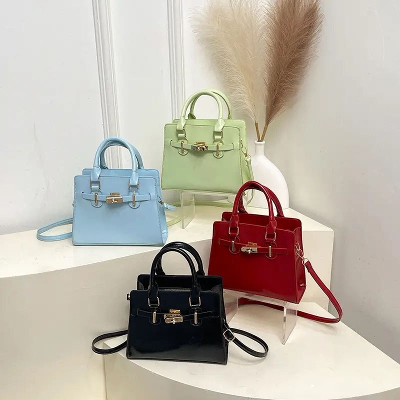 2025 Fashion Artistic Casual Handbag Belt New Style Large Capacity Soft Face Crossbody Bag Women's Bag - Image 5