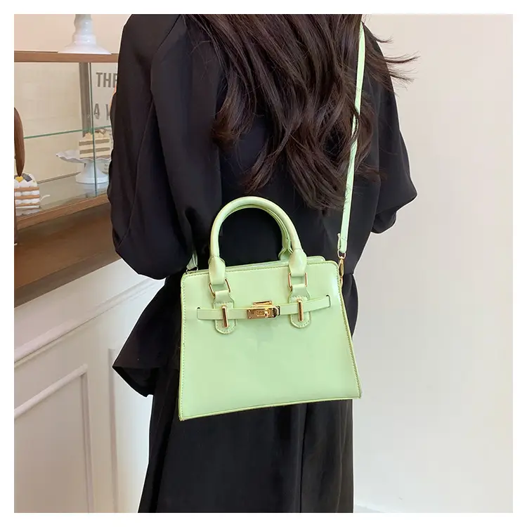 2025 Fashion Artistic Casual Handbag Belt New Style Large Capacity Soft Face Crossbody Bag Women's Bag — feature 14