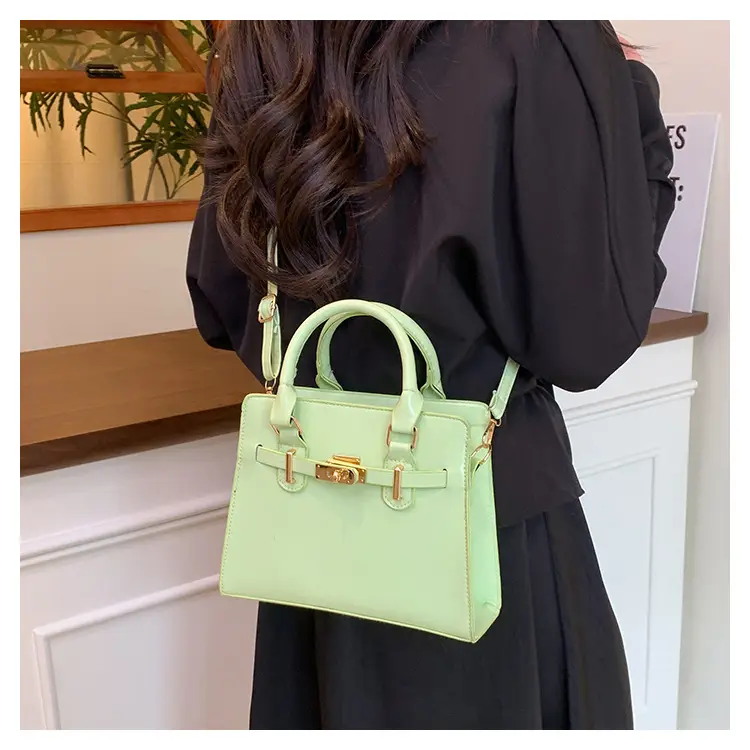 2025 Fashion Artistic Casual Handbag Belt New Style Large Capacity Soft Face Crossbody Bag Women's Bag — feature 15
