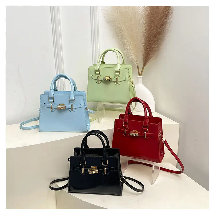2025 Fashion Artistic Casual Handbag Belt New Style Large Capacity Soft Face Crossbody Bag Women's Bag — feature 20