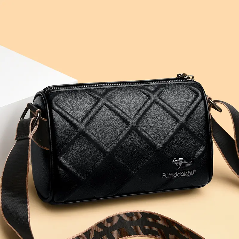 Black Quilted Crossbody Bag for Women 2025 - Image 3