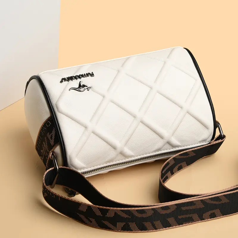 Black Quilted Crossbody Bag for Women 2025 - Image 6