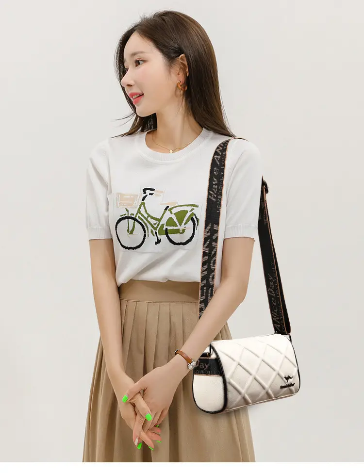 Black Quilted Crossbody Bag for Women 2025 — feature 9