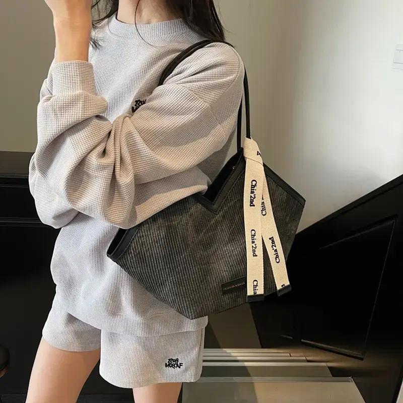 Women's Mesh Shoulder Bag Large Capacity Spring 2025 - Image 7