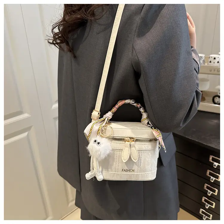 Women's Silk Scarf Bucket Bag White 2025 — feature 11