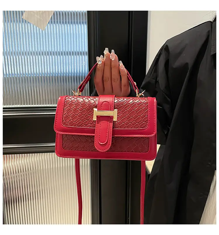 Red Textured Straw Woven Handbag for Women — feature 22
