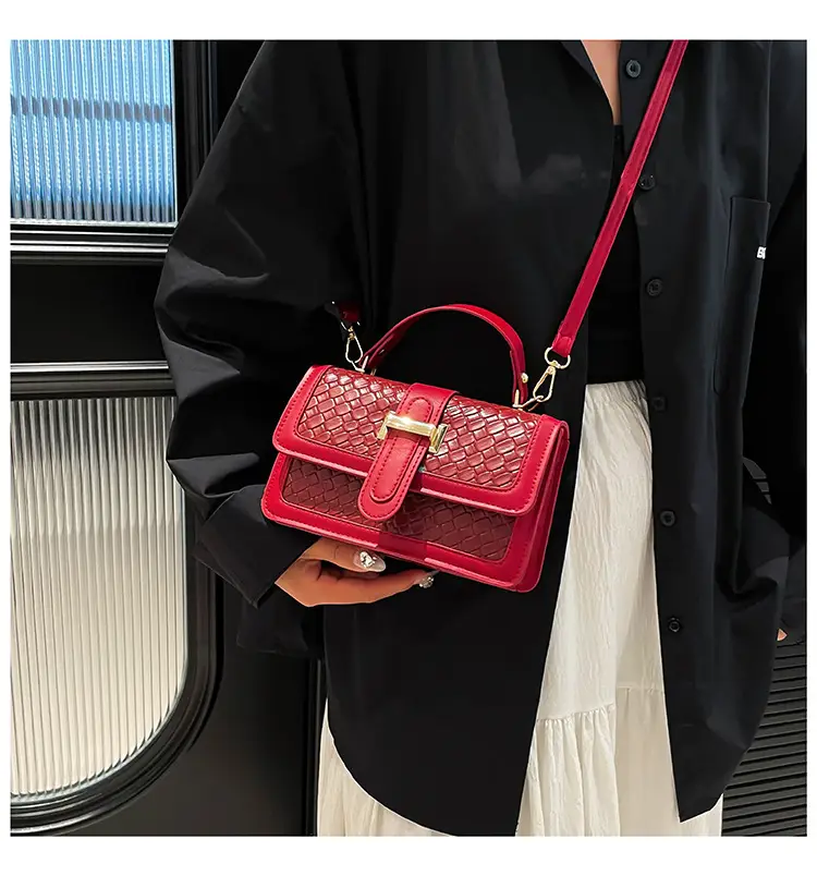 Red Textured Straw Woven Handbag for Women — feature 26