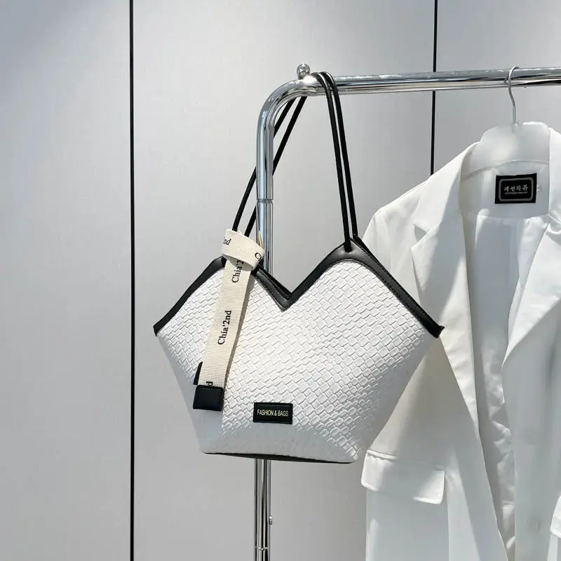 2025 White Leather Shoulder Bag Large Capacity Women - Image 6