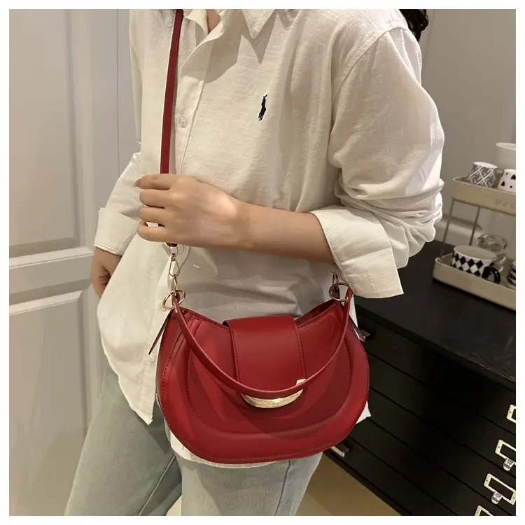 White Retro Crossbody Bag with Gold Trim — feature 12