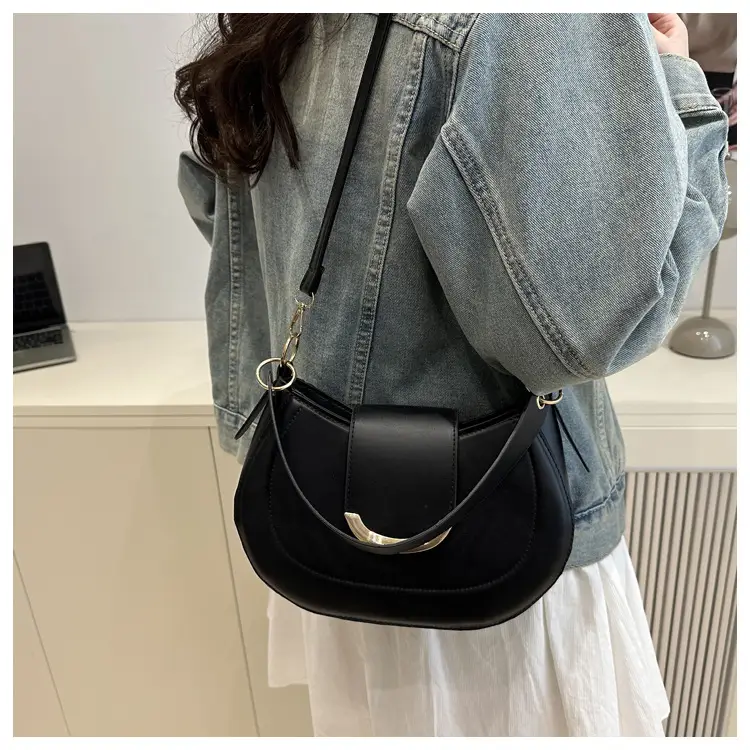 White Retro Crossbody Bag with Gold Trim — feature 8