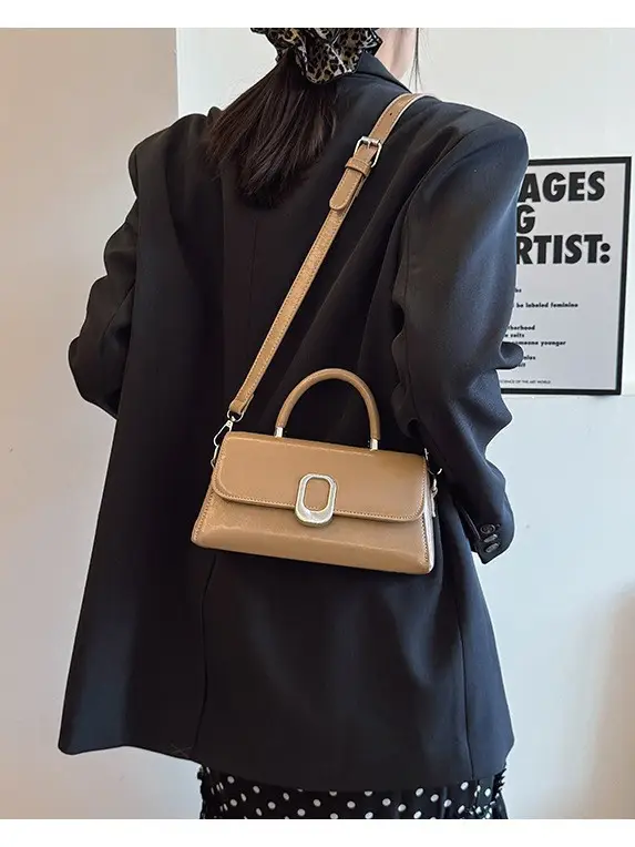 Women's Beige Square Crossbody Bag with Metal Clasp - Image 8