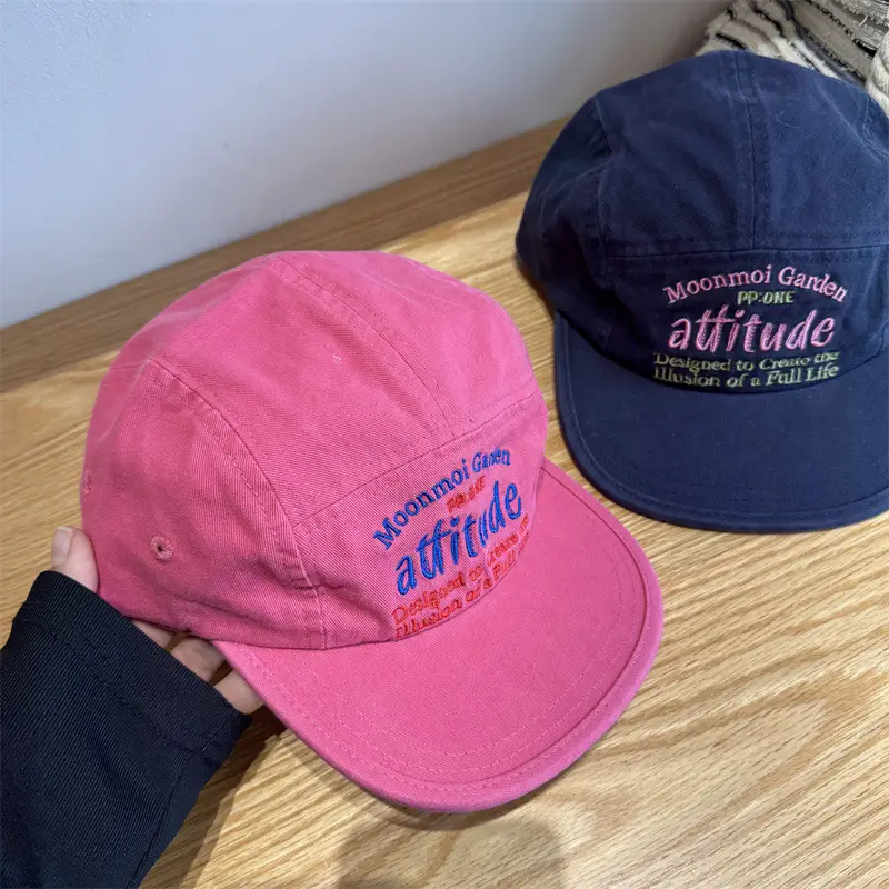 Women Blue Embroidered Flat Cap Sunshade