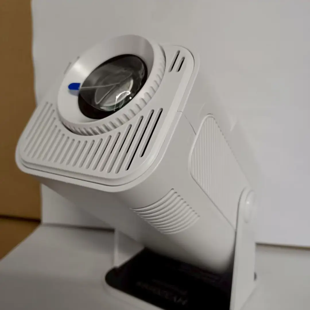 Cross-border HY320MINI projector short focus Android 13 HD 4K home theater portable HY300 projector - Image 2