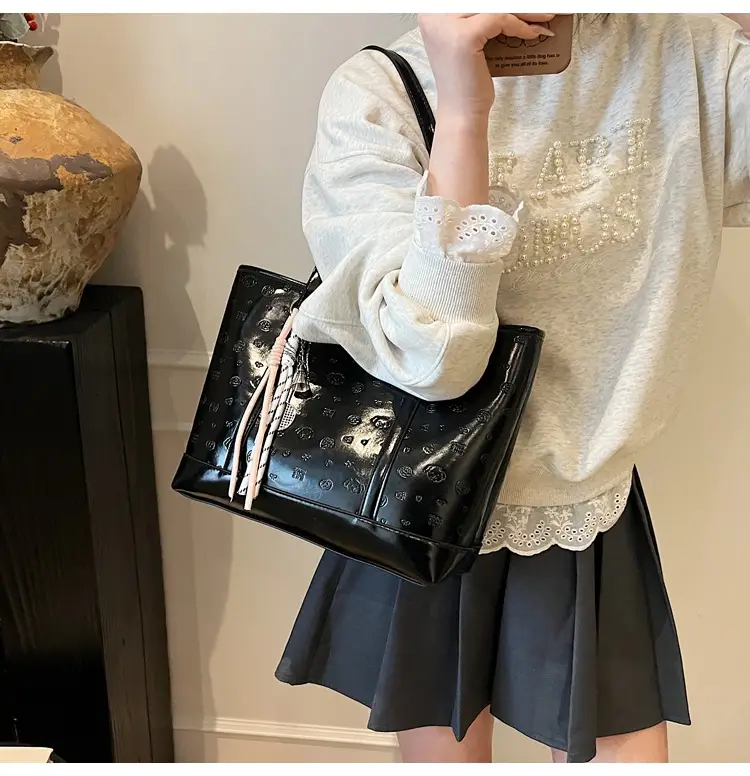 Korean Style White Leather Tote Bag for Women — feature 21