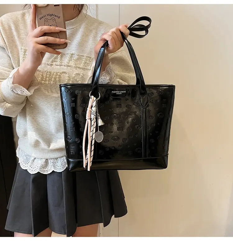 Korean Style White Leather Tote Bag for Women — feature 22