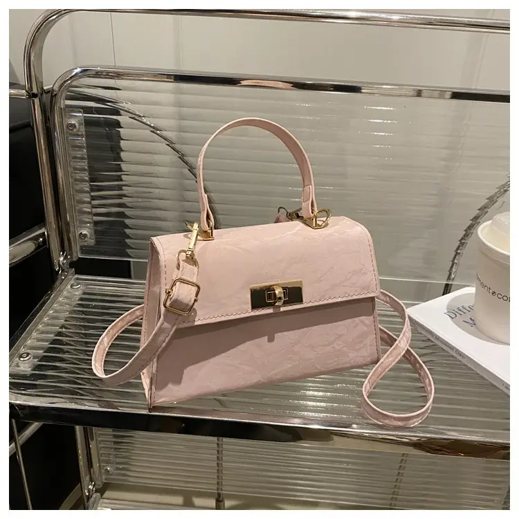 Pink Leather Crossbody Bag for Women Autumn 2025 — feature 12