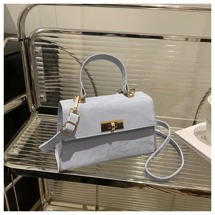 Pink Leather Crossbody Bag for Women Autumn 2025 — feature 14