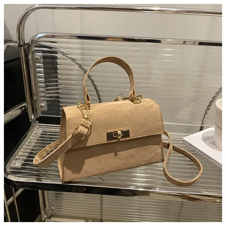 Pink Leather Crossbody Bag for Women Autumn 2025 — feature 18