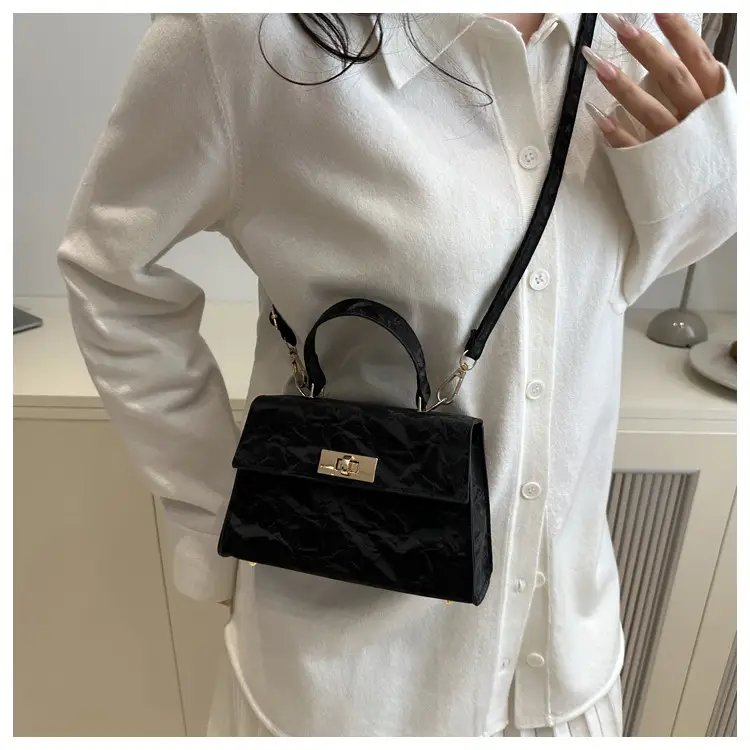 Pink Leather Crossbody Bag for Women Autumn 2025 — feature 43