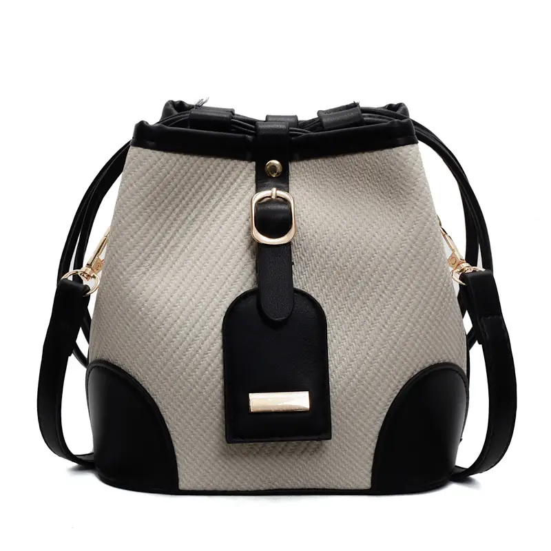 Black Contrast Shoulder Bag 2025 Summer New Fashion luggage and leather goods - Image 9