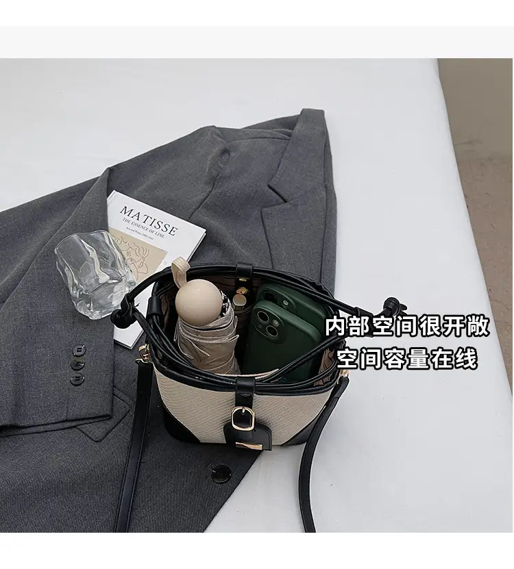Black Contrast Shoulder Bag 2025 Summer New Fashion luggage and leather goods — feature 10