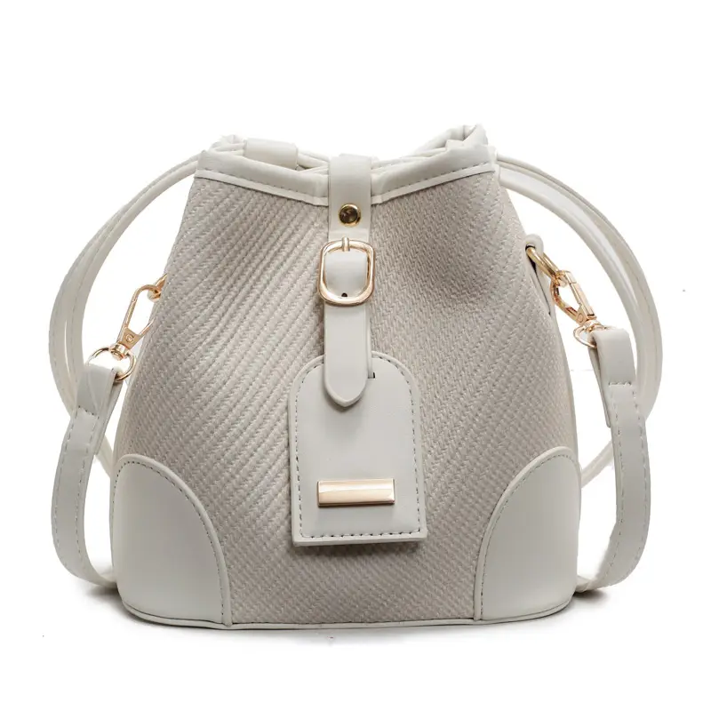 Black Contrast Shoulder Bag 2025 Summer New Fashion luggage and leather goods - Image 2