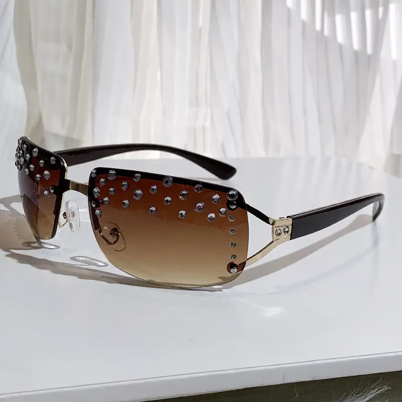Diamond Sunglasses for Women Large Frame Square Design - Image 6