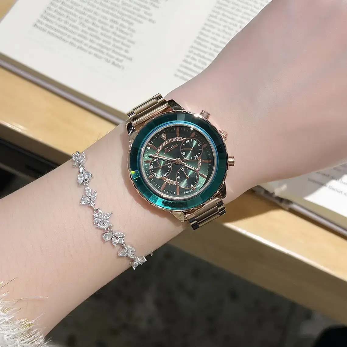 Women's Refraction Mirror Six-Pin Watch with Diamond Bracelet - Image 2