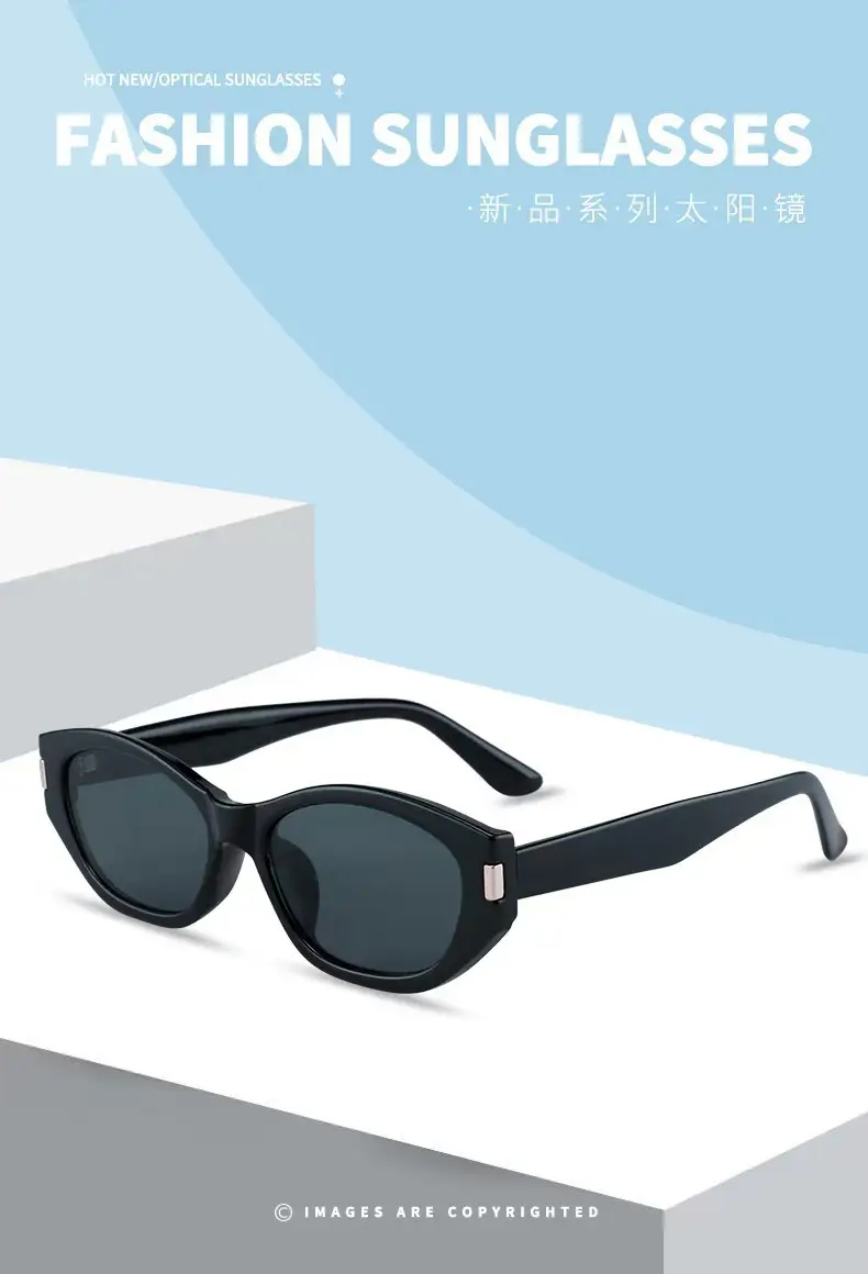 Women Retro UV Sunglasses Black Gold Frame — feature 1