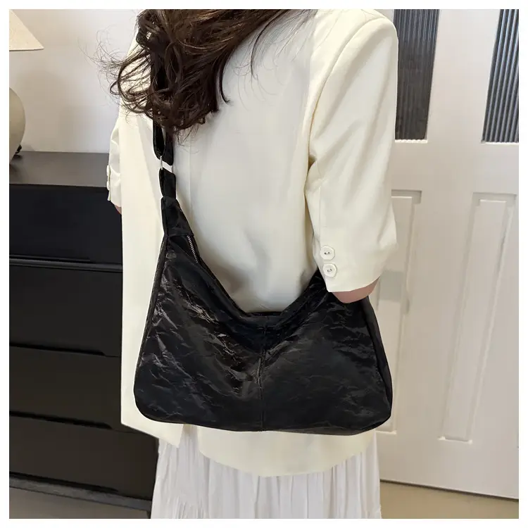 2024 Soft Puffer Shoulder Bag with Teddy Bear Pendant — feature 14
