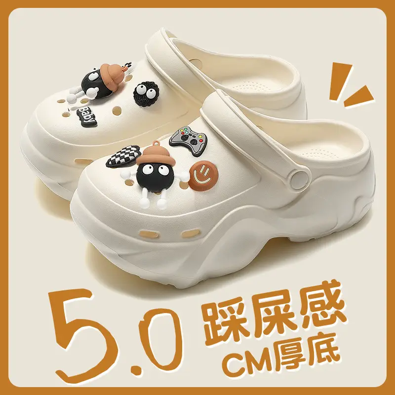 Hole Shoes Thick Sole Women's Summer Outer Wear 2024 New Outdoor Beach Seaside Ins Baotou Slippers Women Wholesale