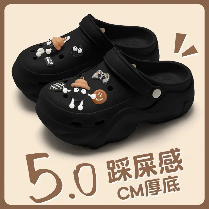 Hole Shoes Thick Sole Women's Summer Outer Wear 2024 New Outdoor Beach Seaside Ins Baotou Slippers Women Wholesale