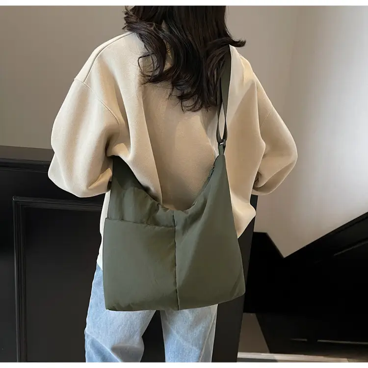 New Pink Large Capacity Shoulder Bag for Women — feature 24