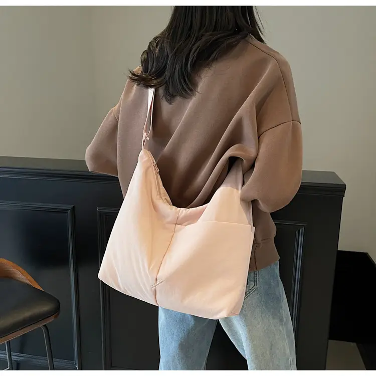 New Pink Large Capacity Shoulder Bag for Women — feature 30