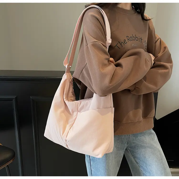 New Pink Large Capacity Shoulder Bag for Women — feature 36