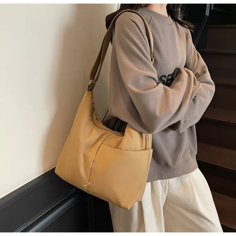 New Pink Large Capacity Shoulder Bag for Women — feature 41