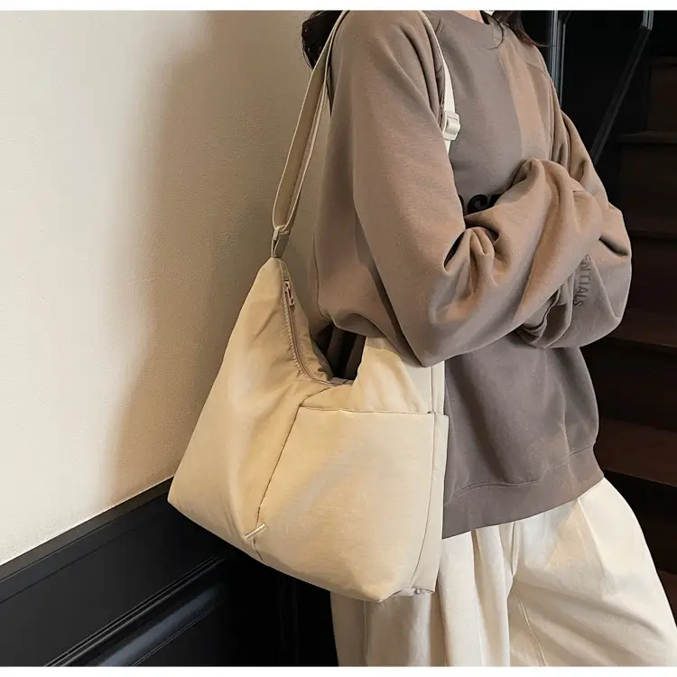 New Pink Large Capacity Shoulder Bag for Women — feature 42