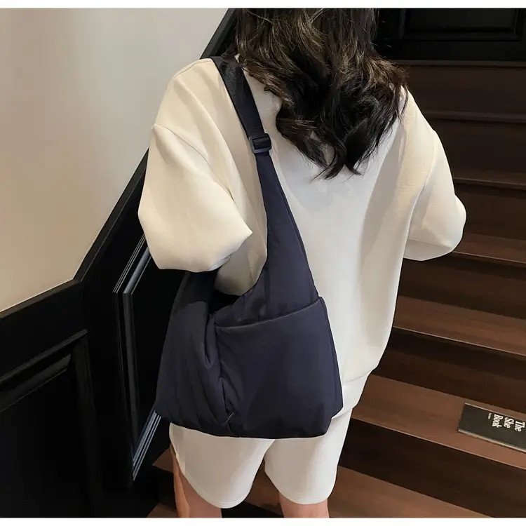 New Pink Large Capacity Shoulder Bag for Women — feature 45