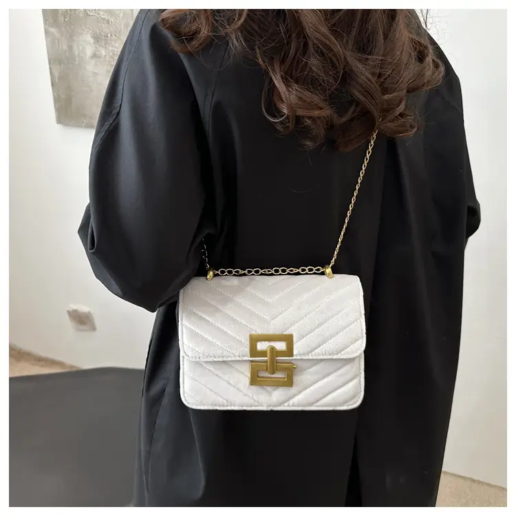 2025 Spring Small Square Bag Women Plaid Embroidery Chain — feature 10