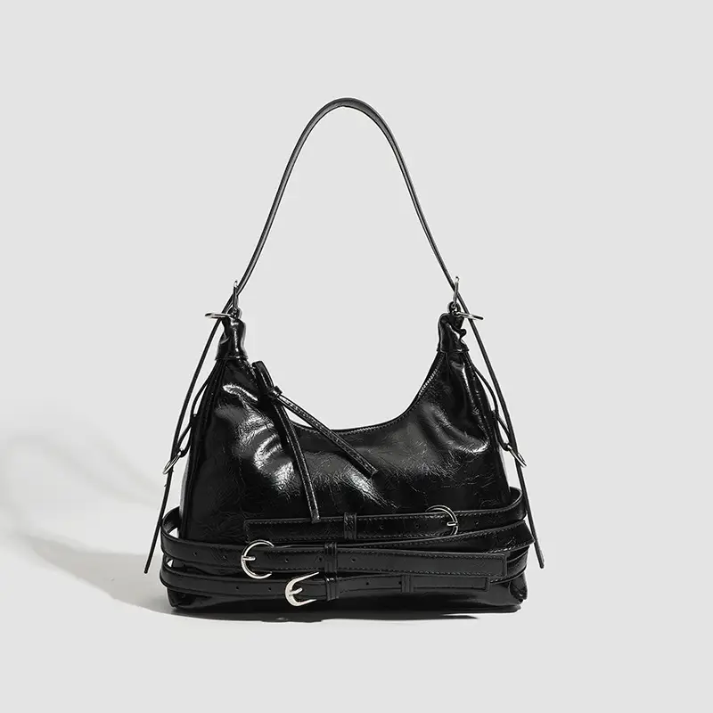 Black Vintage Commuter Bag for Women 2026 - Image 4