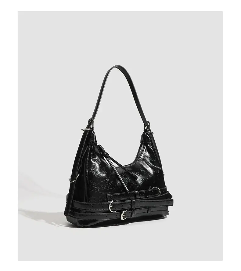 Black Vintage Commuter Bag for Women 2026 — feature 19