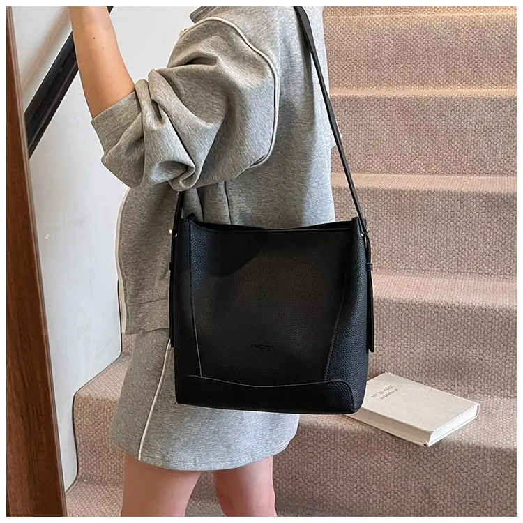 Women's 2-Piece Cream White Tote & Shoulder Bag Set — feature 27