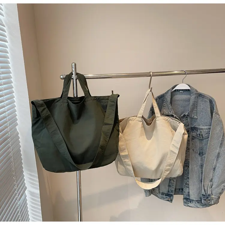 Ultra Light Waterproof Crossbody Tote Bag for Students & Commuters — feature 16
