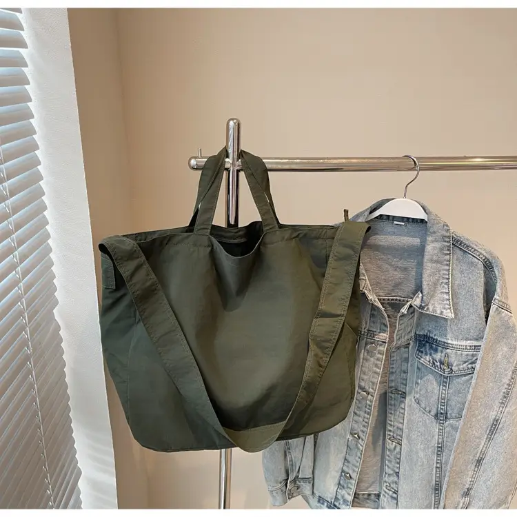 Ultra Light Waterproof Crossbody Tote Bag for Students & Commuters — feature 19