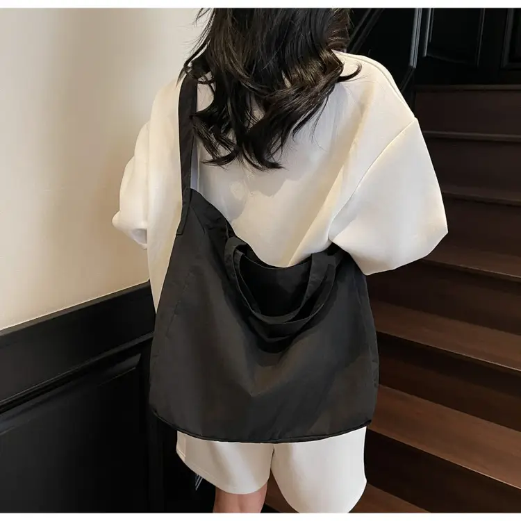 Ultra Light Waterproof Crossbody Tote Bag for Students & Commuters — feature 30