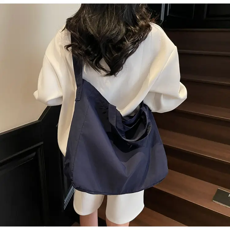 Ultra Light Waterproof Crossbody Tote Bag for Students & Commuters — feature 34