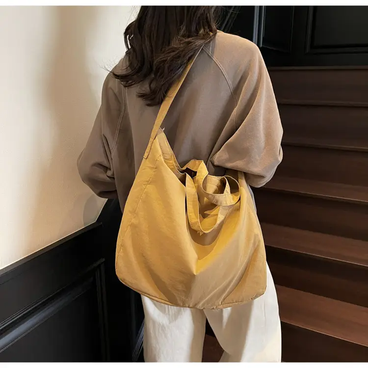 Ultra Light Waterproof Crossbody Tote Bag for Students & Commuters — feature 41