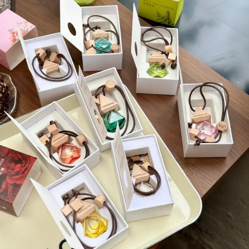 Uta Car Pendant West Lake Longjing Aromatherapy Long-Lasting Fragrance Car Deodorization Long-Lasting Car Perfume Wholesale — feature 6